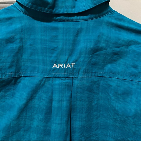 Ariat Pro Series Blue Button Down Long Sleeve Shirt Men's Size: Medium - Picture 3 of 4